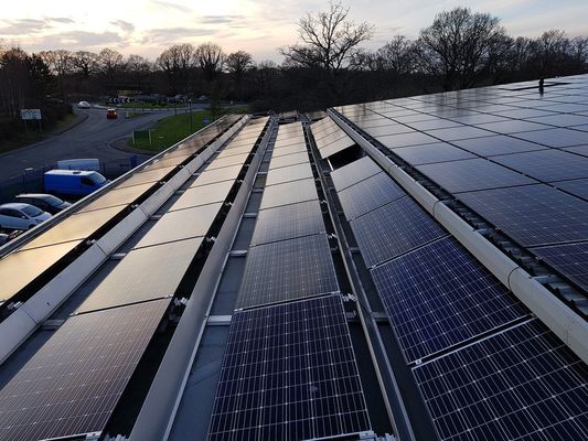 Sistema solare 100kw 9bb mono Perc Half Cut Solar Panel Bifacial 445w 24v 350W 150W di Pv